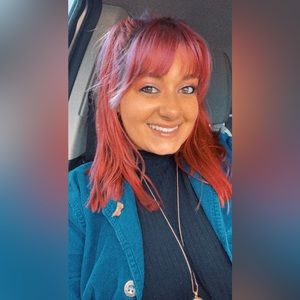 Meet your Posher, Olivia